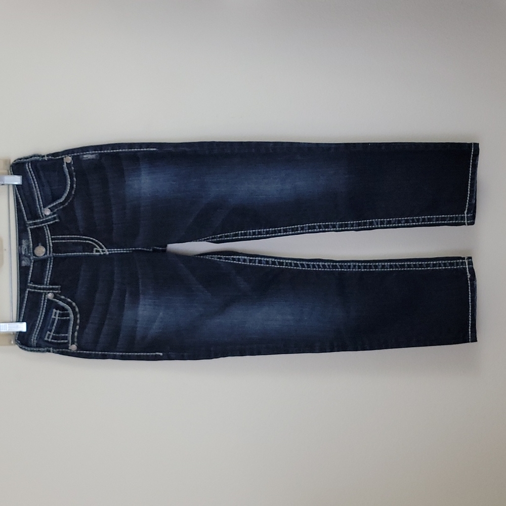 Silver Suki High Capri Blue Faded Distressed Jeans 27
